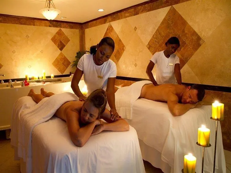 Hotel Sandals Dunns River Villaggio Ocho Rios